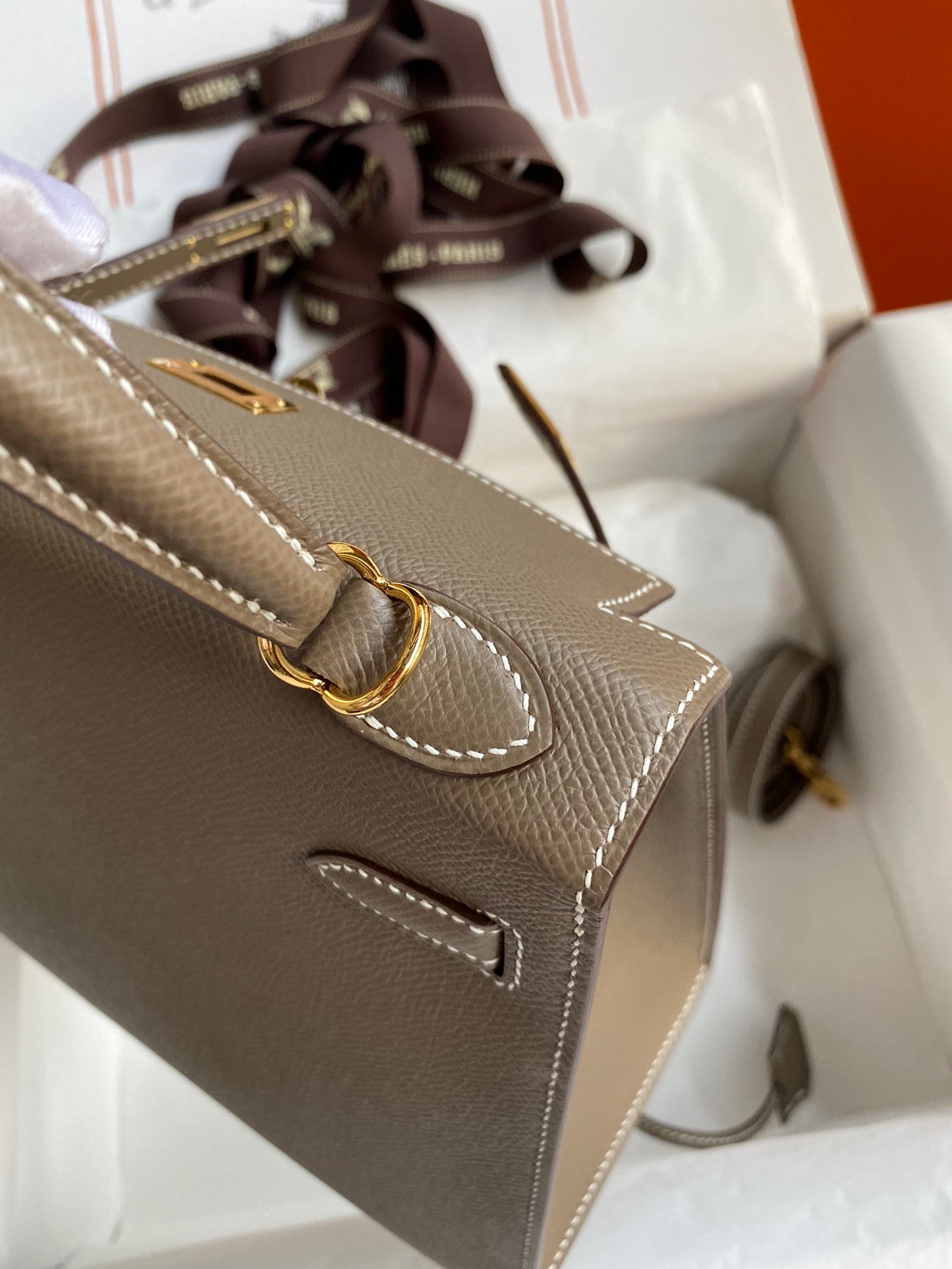H**mes kelly sellier 25 handmade bag in taupe epsom calfskin