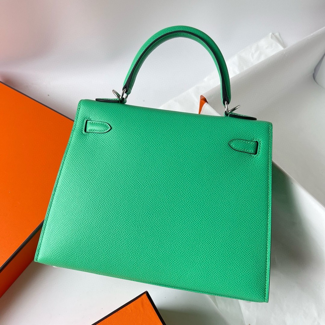H**mes kelly sellier 25 handmade bag in vert comics epsom calfskin