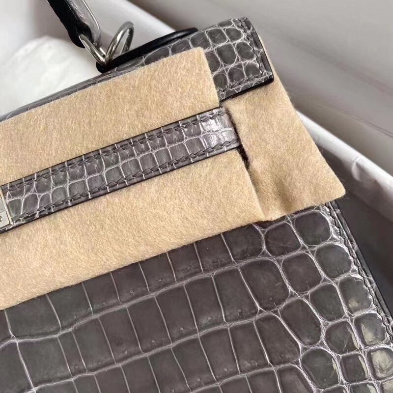 H**mes kelly retourne 25 handmade bag in taupe crocodile niloticus shiny skin
