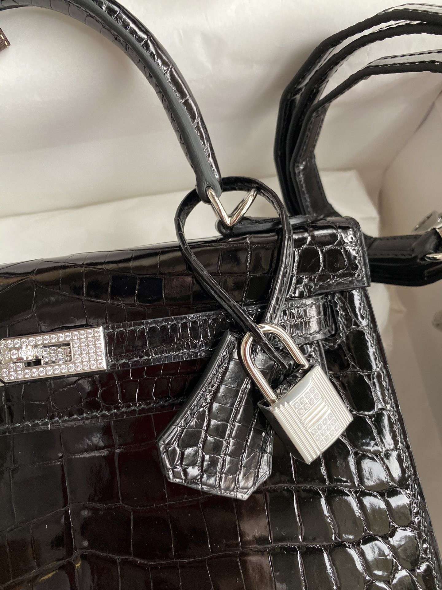 h**mes kelly sellier 25 Di*m*nd bag in black crocodile niloticus shiny skin