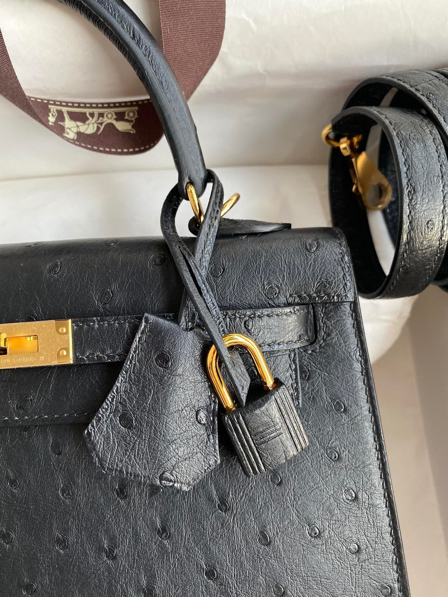 H**mes kelly sellier 25 handmade bag in black ostrich leather