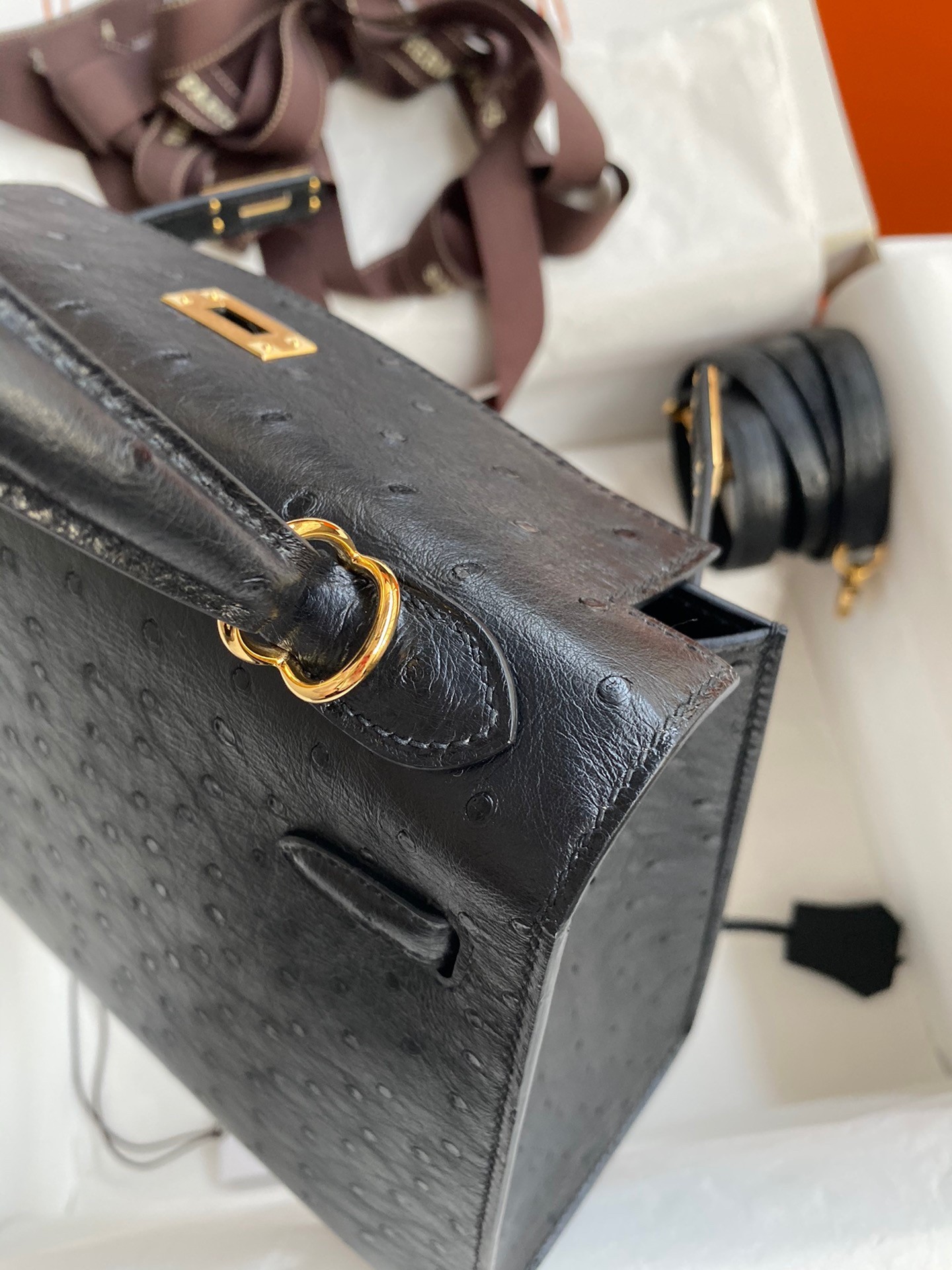 H**mes kelly sellier 25 handmade bag in black ostrich leather