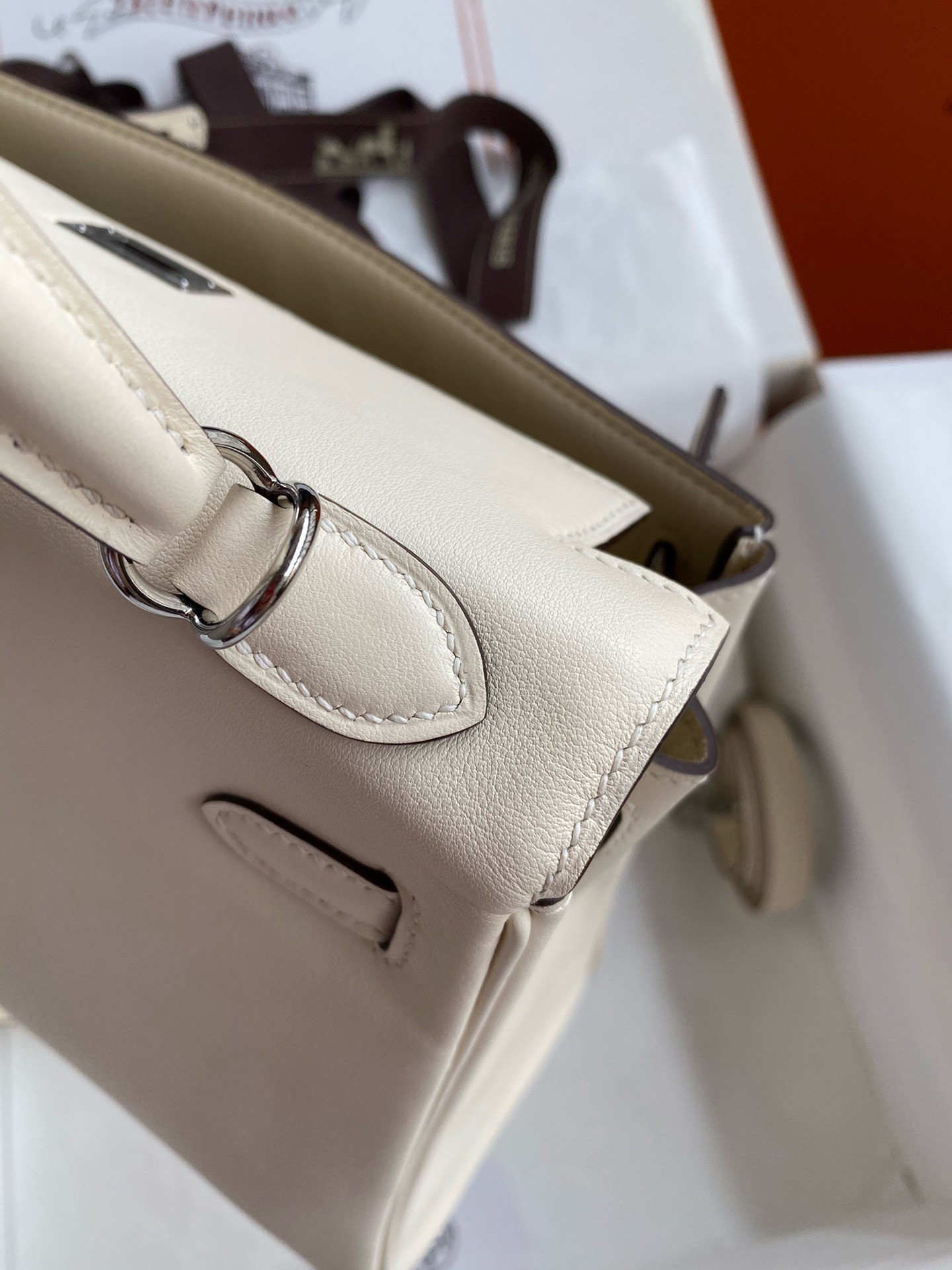 H**mes kelly retourne 25 handmade bag in nata swift calfskin