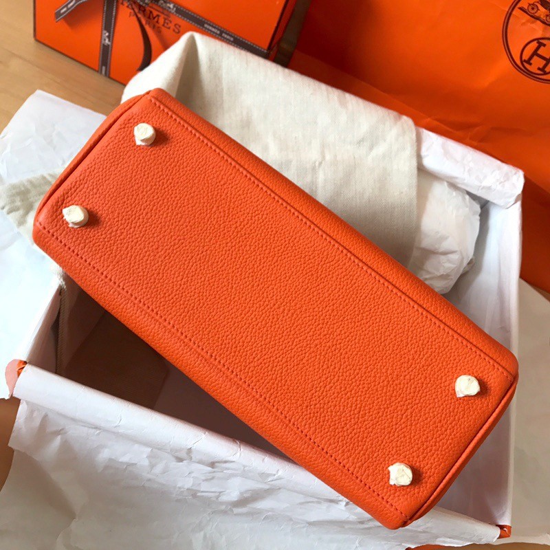 H**mes kelly retourne 28 handmade bag in orange clemence leather