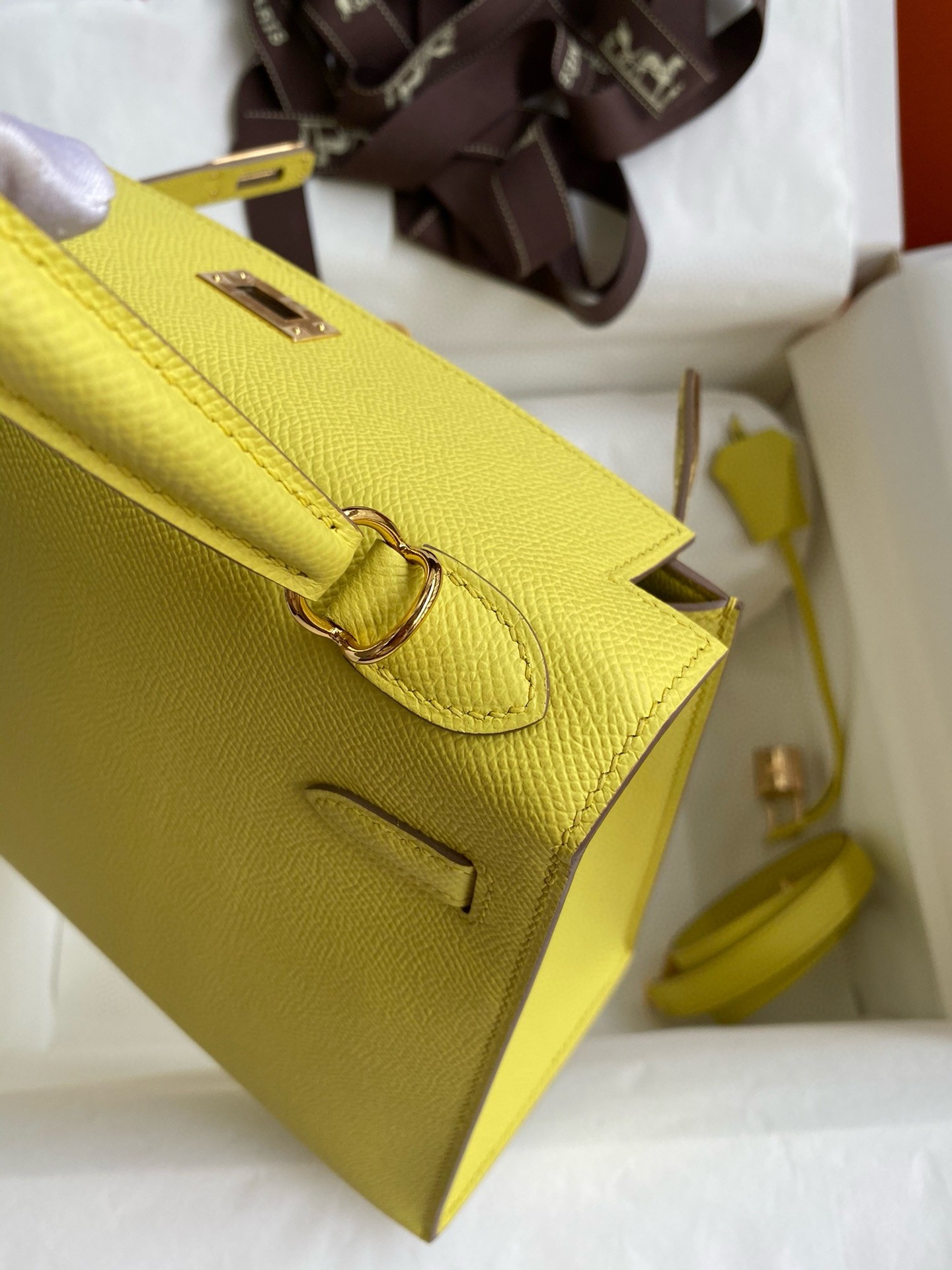 H**mes kelly sellier 28 handmade bag in lime epsom calfskin