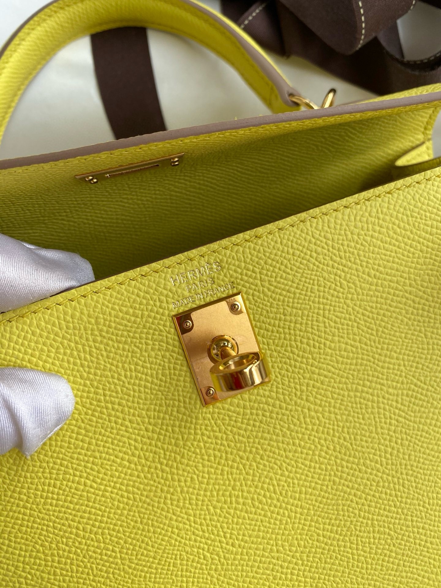 H**mes kelly sellier 28 handmade bag in lime epsom calfskin
