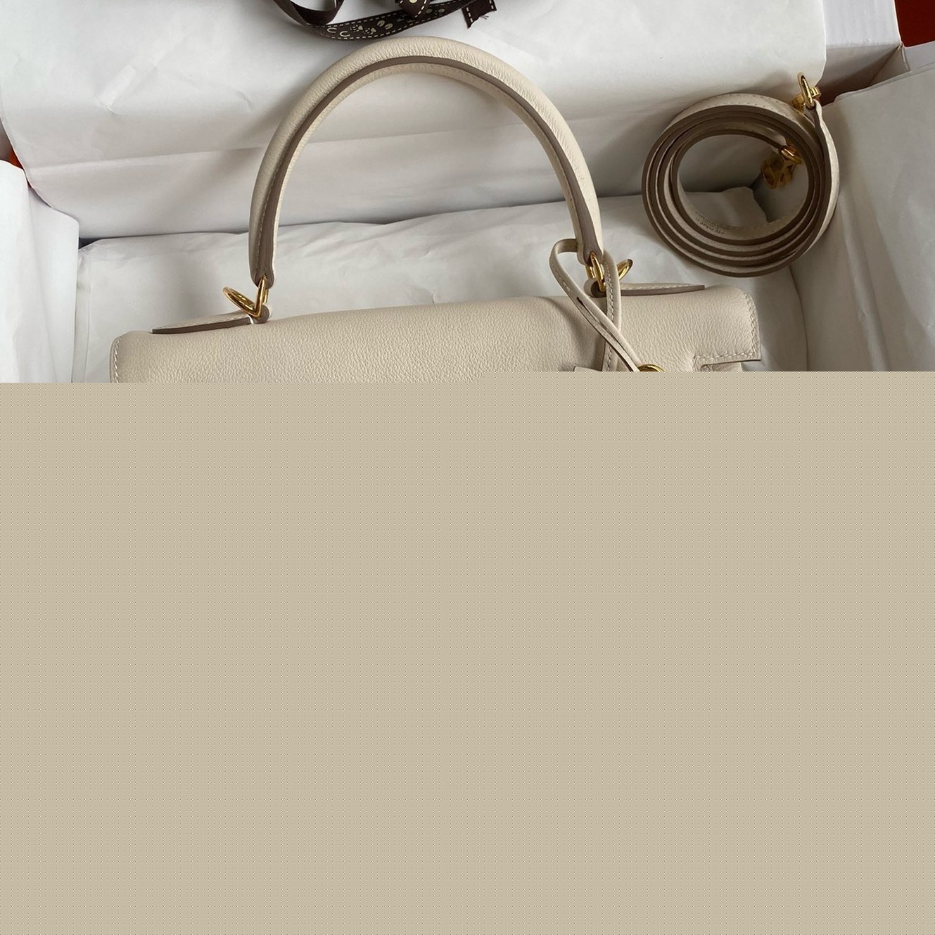 H**mes kelly retourne 28 handmade bag in craie evercolor calfskin
