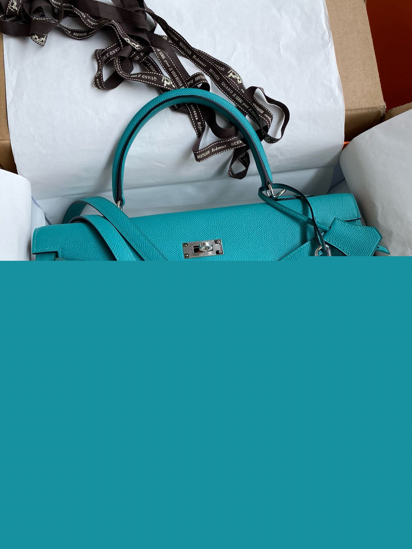 H**mes kelly sellier 32 handmade bag in blue paon epsom calfskin