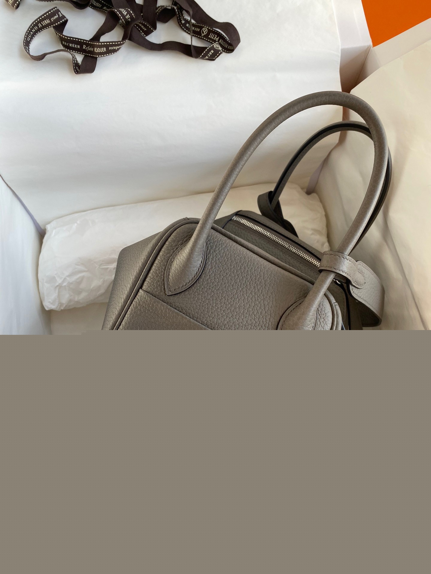 H**mes lindy 26 handmade bag in etain clemence leather