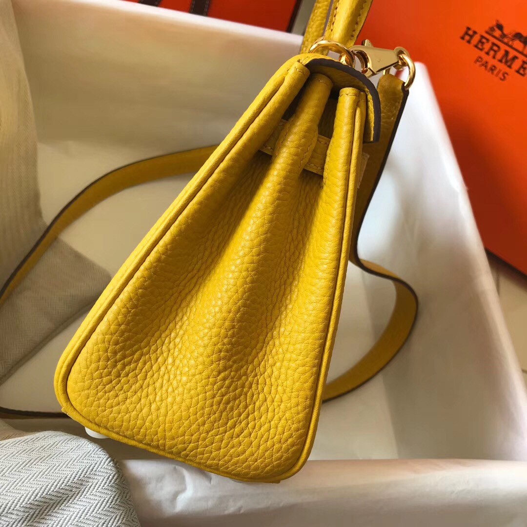 H**mes mini kelly 20cm bag in yellow clemence leather