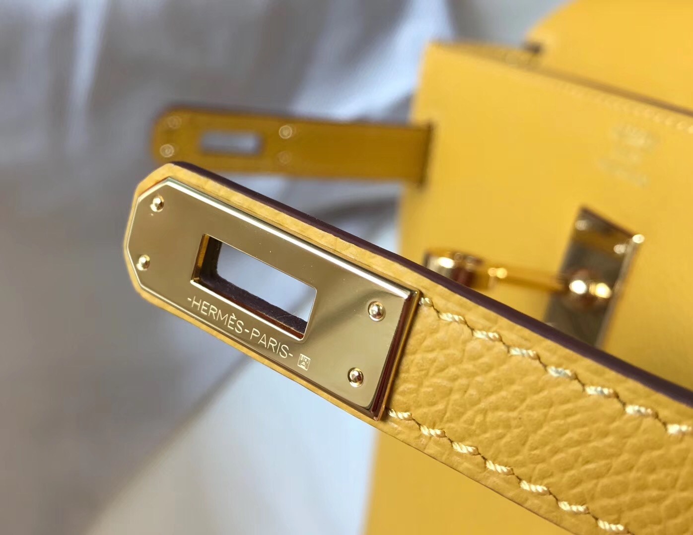 H**mes kelly 25cm sellier bag in yellow epsom leather