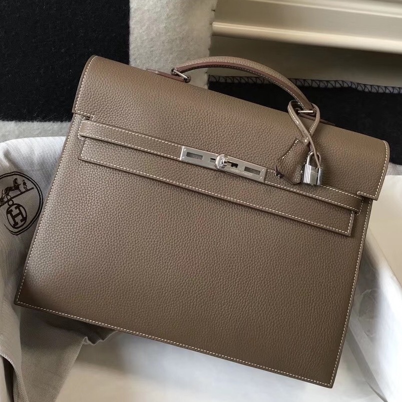 H**mes kelly depeche 34 briefcase in taupe calfskin