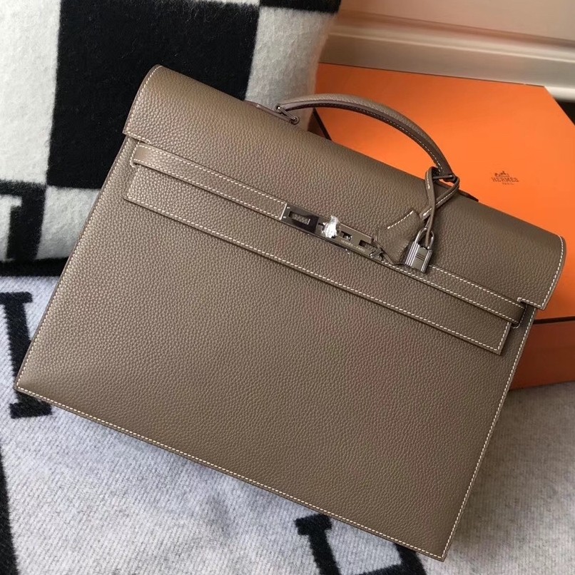 H**mes kelly depeche 38 briefcase in taupe calfskin