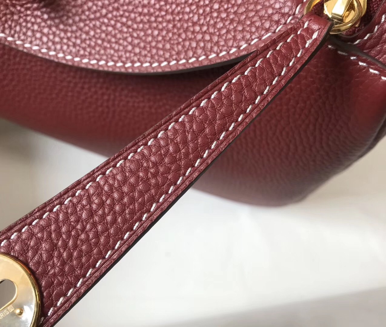 H**mes bordeaux clemence lindy 30cm bag with ghw
