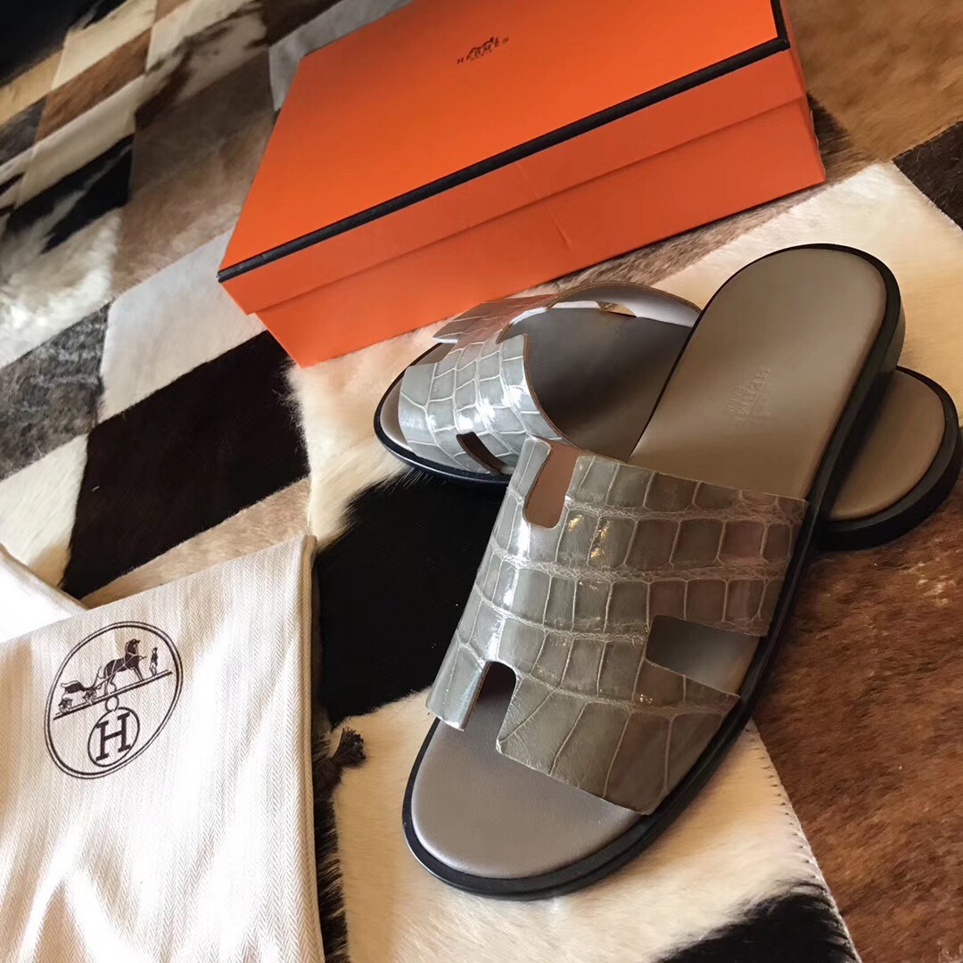 H**mes izmir sandals in grey shiny niloticus crocodile