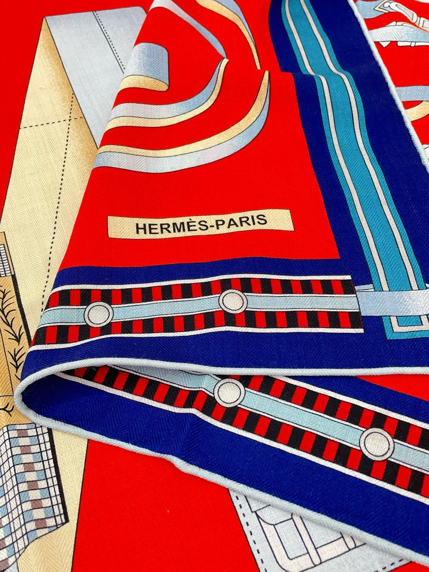 H**mes piment lettres equestres shawl 140