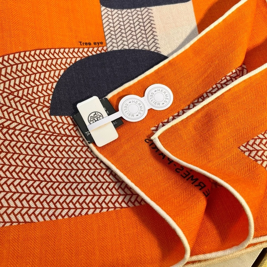 H**mes orange mon premier galop shawl 140