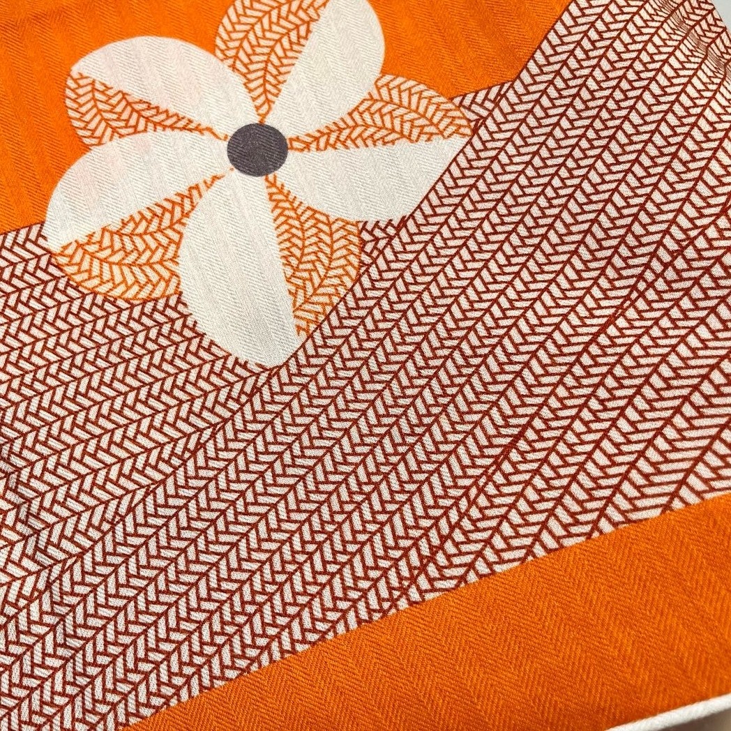 H**mes orange mon premier galop shawl 140