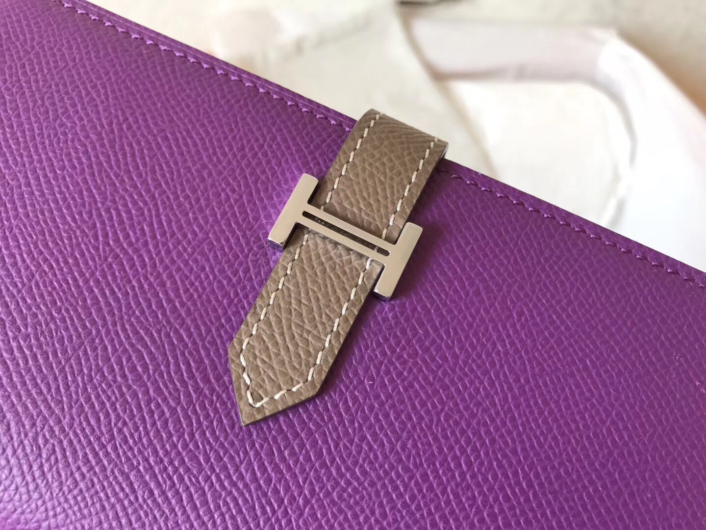 H**mes bi-color epsom bearn wallet ultraviolet/taupe