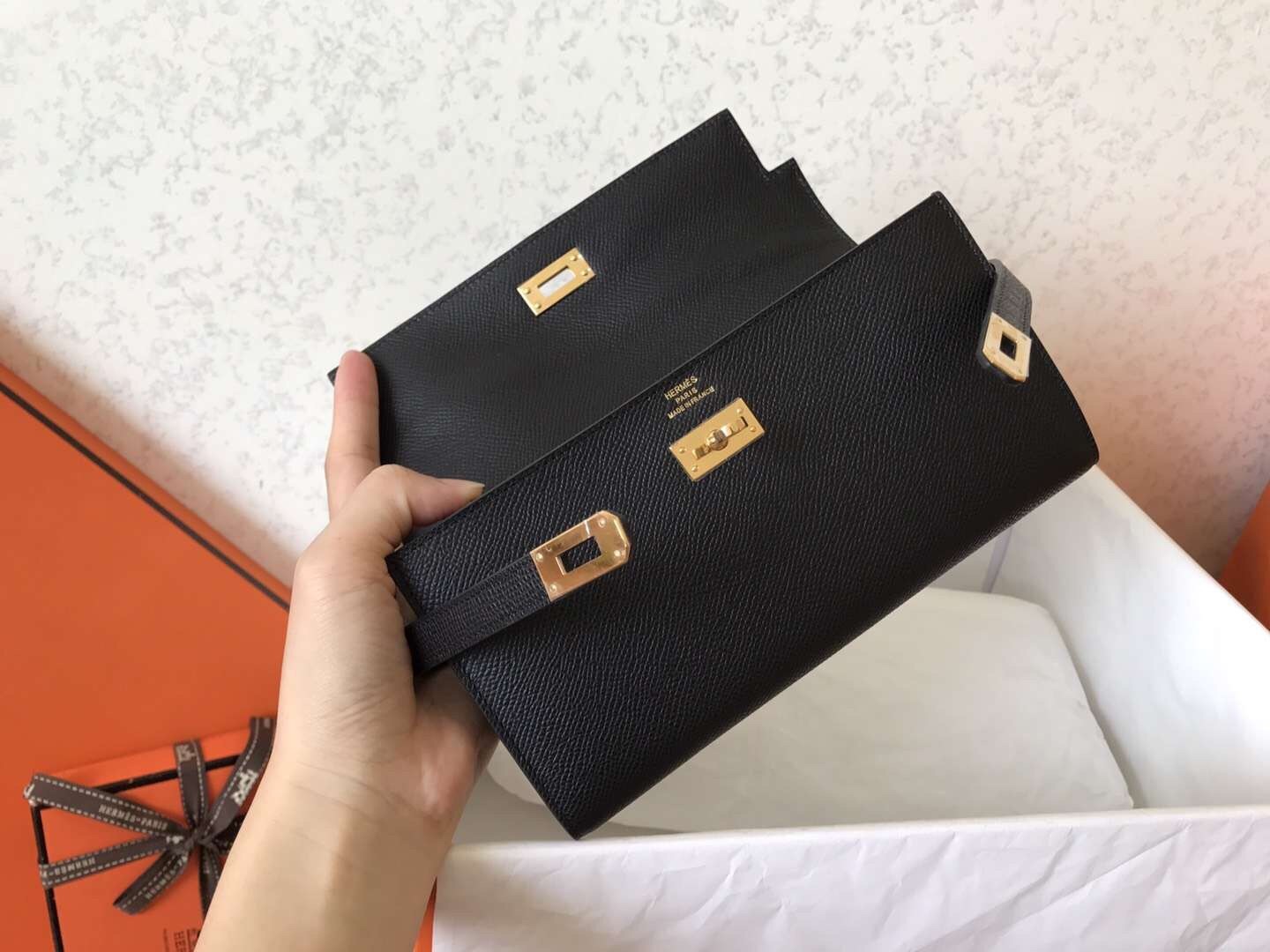 H**mes kelly classic long wallet in black epsom leather