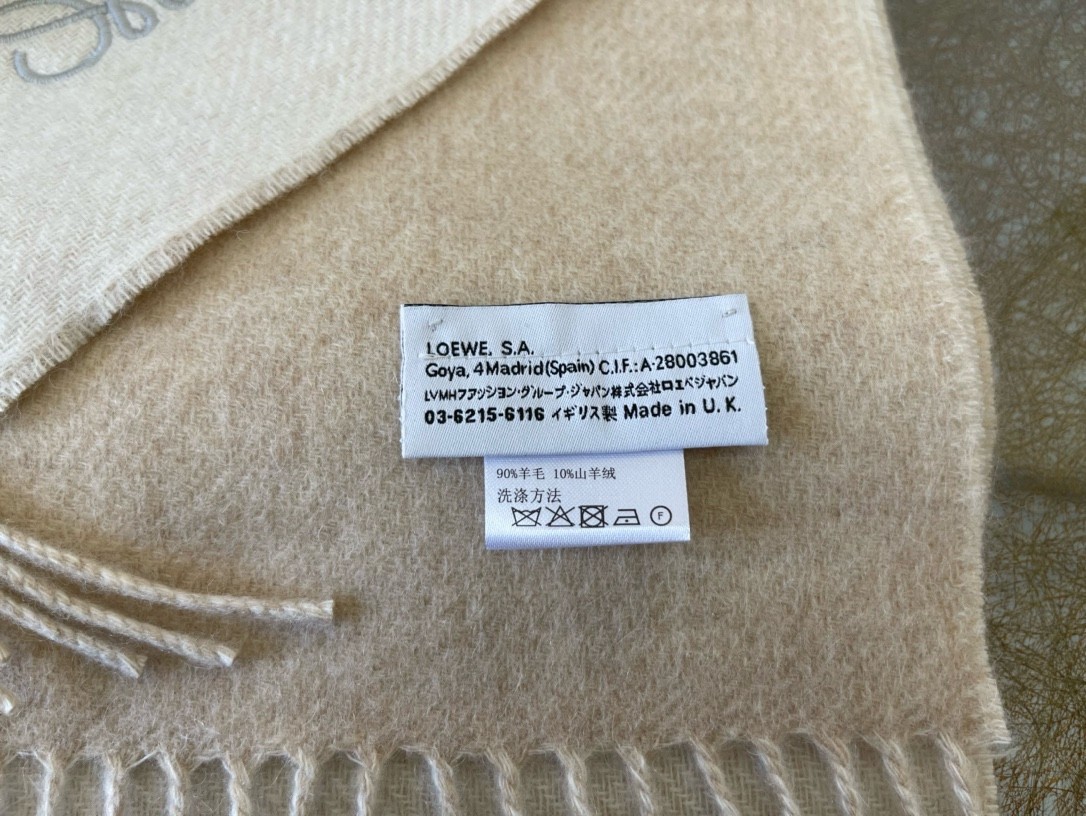 L0ew* double f**e scarf in ivory/sand wool and cashmere