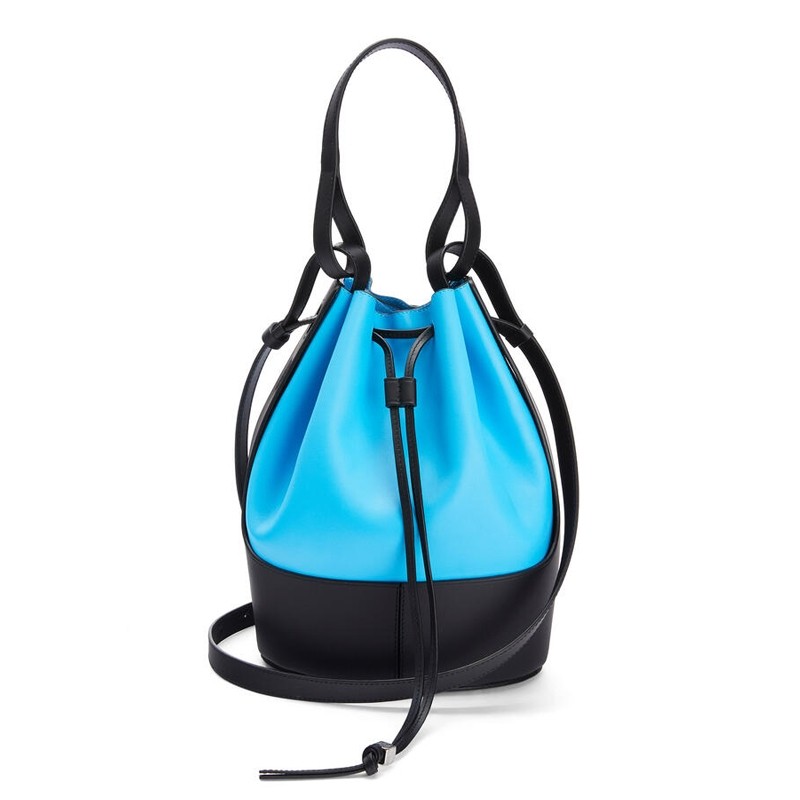 L0ew* medium balloon bucket bag in blue/black calfskin