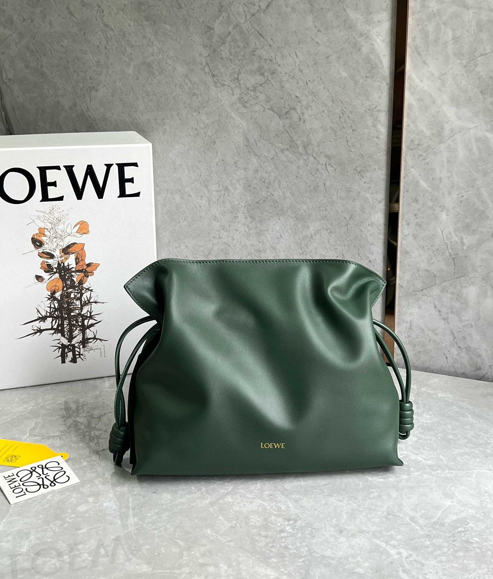 L0ew* flamenco clutch bag in bottle green nappa calfskin