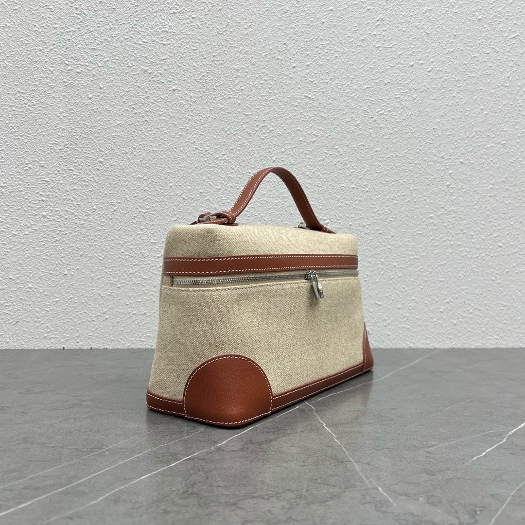 L**o p*ana extra pocket pouch l19 in linen