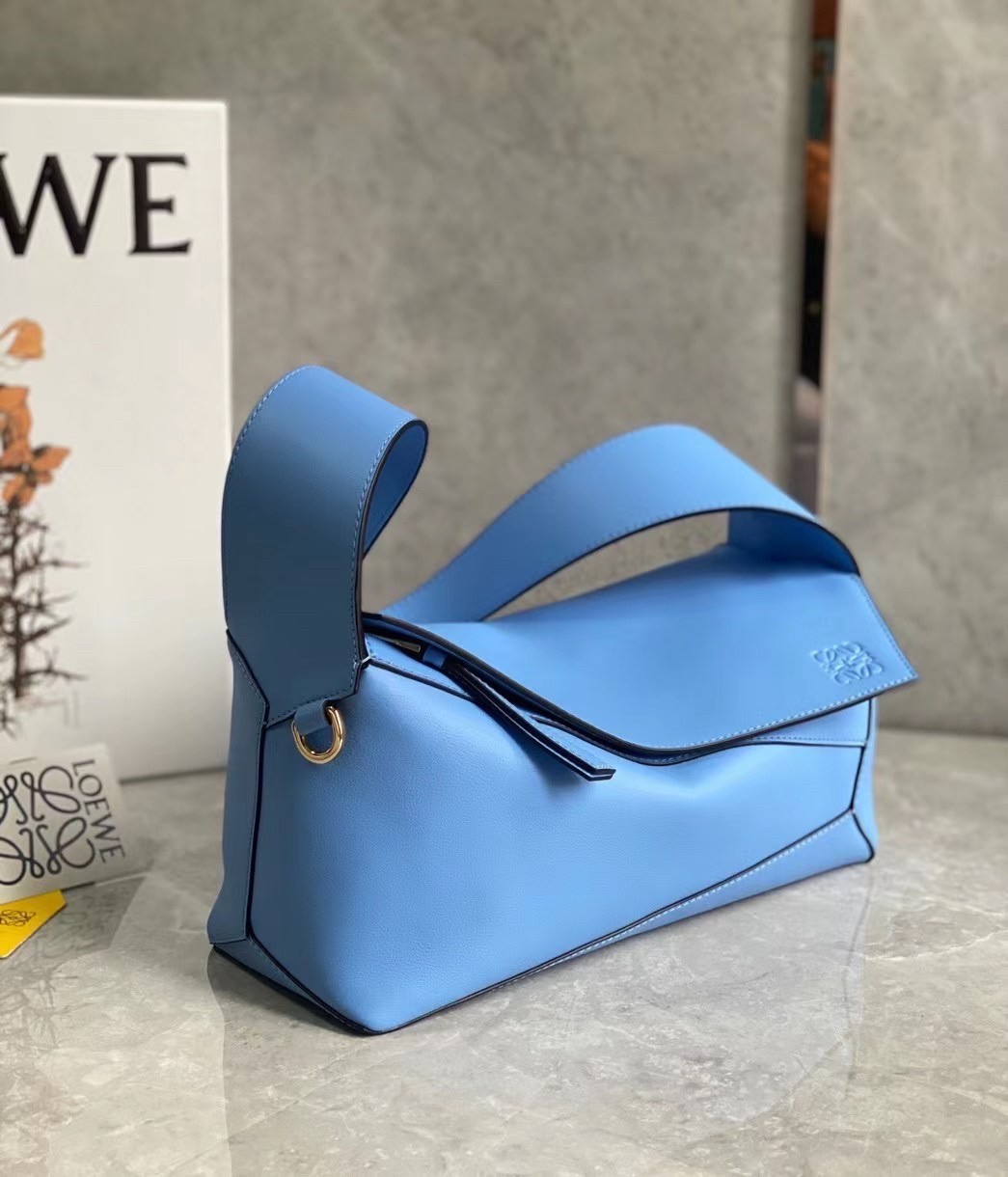 L0ew* puzzle hobo bag in blue nappa calfskin
