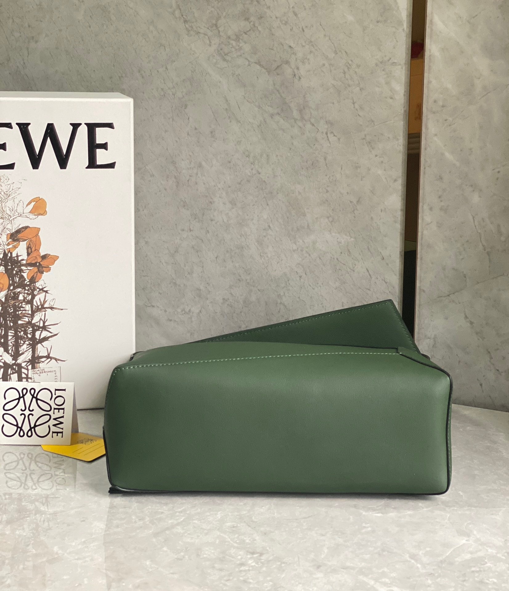 L0ew* puzzle hobo bag in vintage khaki nappa calfskin