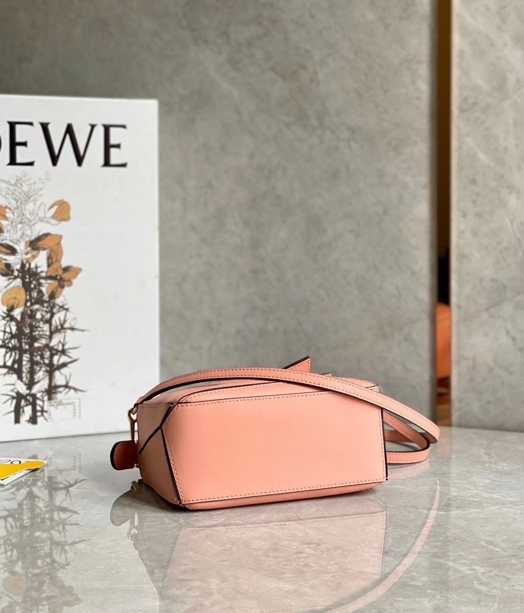 L0ew* puzzle mini bag in blossom calfskin leather