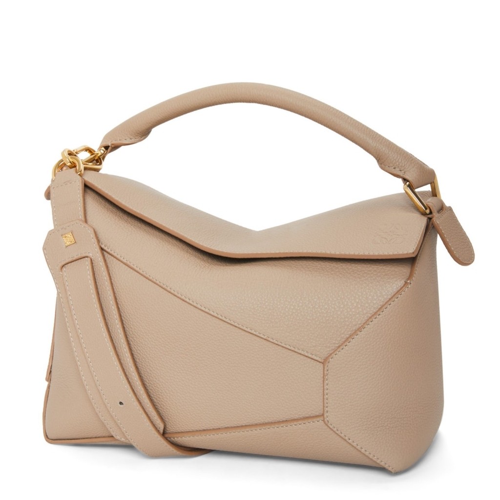 L0ew* puzzle medium bag in sand grained calfskin