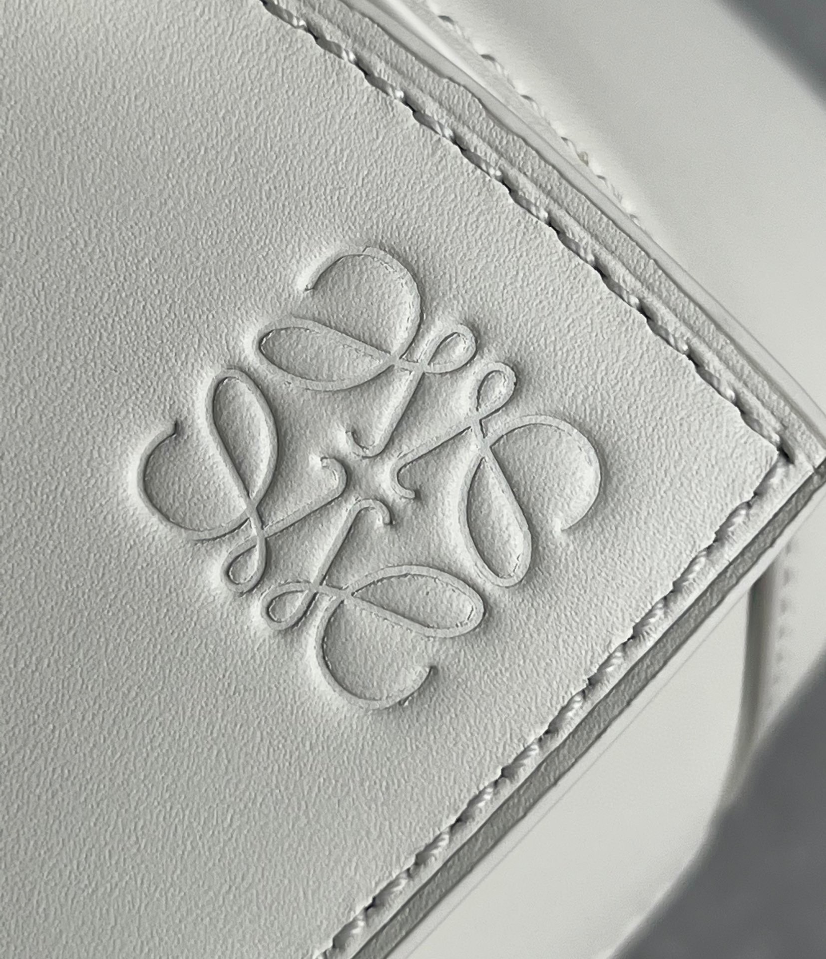 L0ew* puzzle edge small bag in white satin calfskin
