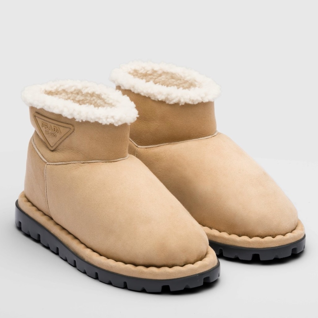 Pra*a booties with shearling