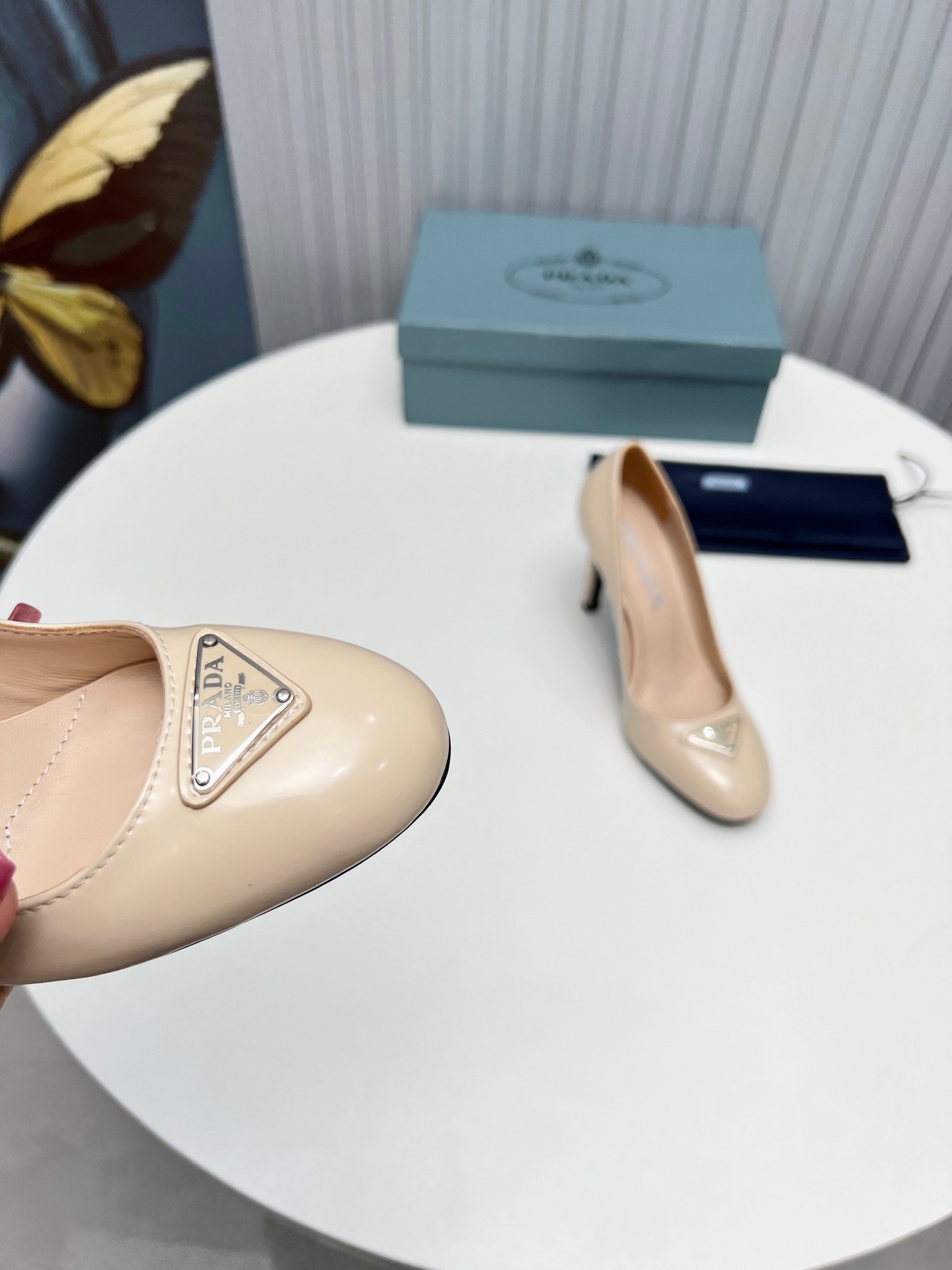 Pra*a pumps 85mm in powder pink patent leather