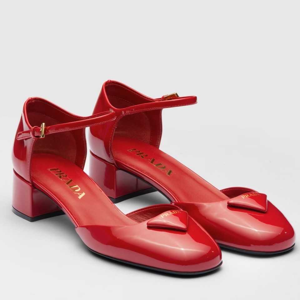 Pra*a pumps 35mm in red patent leather