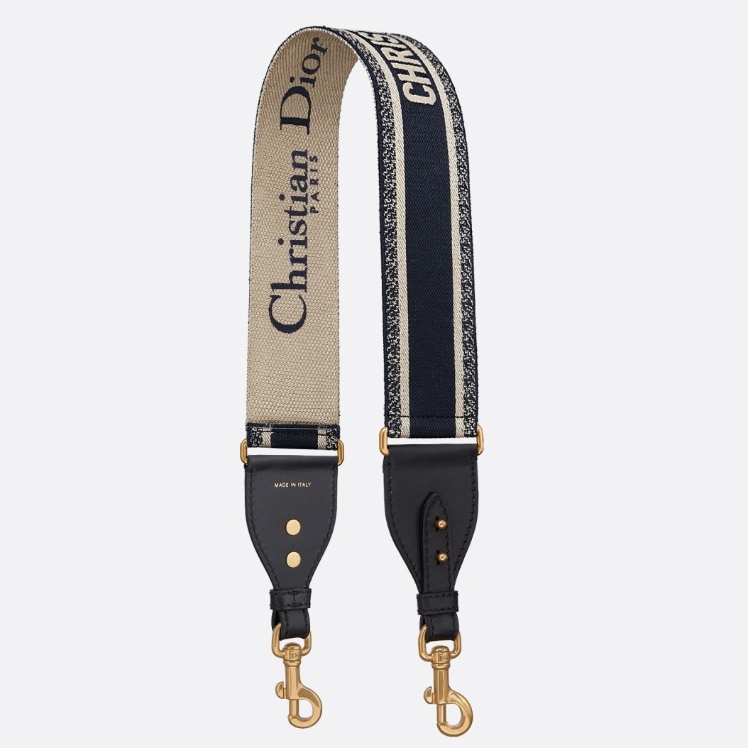 D*or blue ch**an D*or shoulder strap
