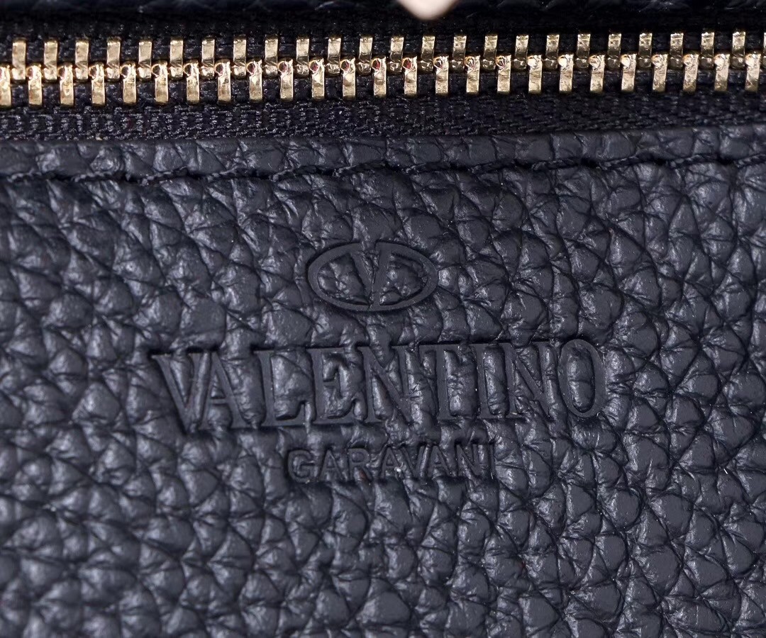 Va1e*ntin0 mini rockstud tote in black grain calfskin