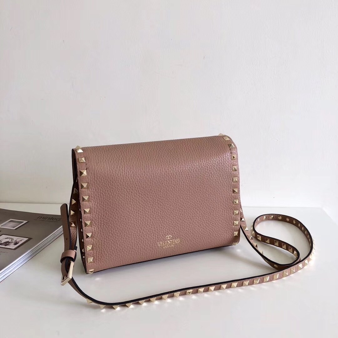 Va1e*ntin0 rockstud small crossbody bag in poudre grained leather