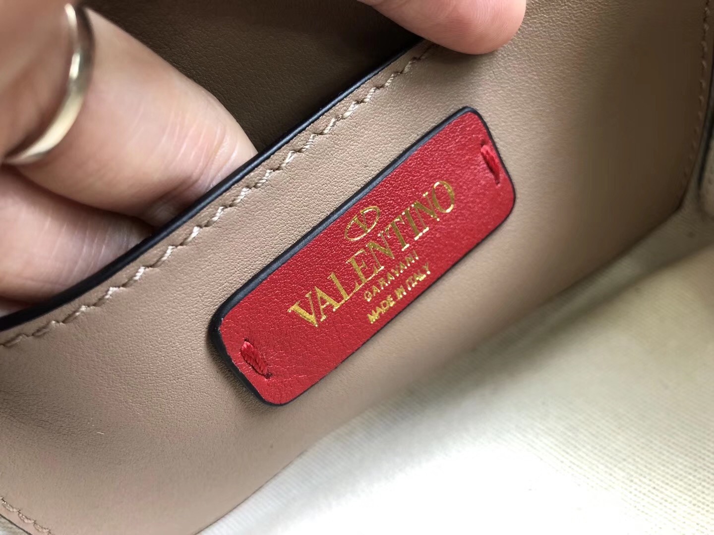 Va1e*ntin0 mini rockstud crossbody bag in poudre calfskin