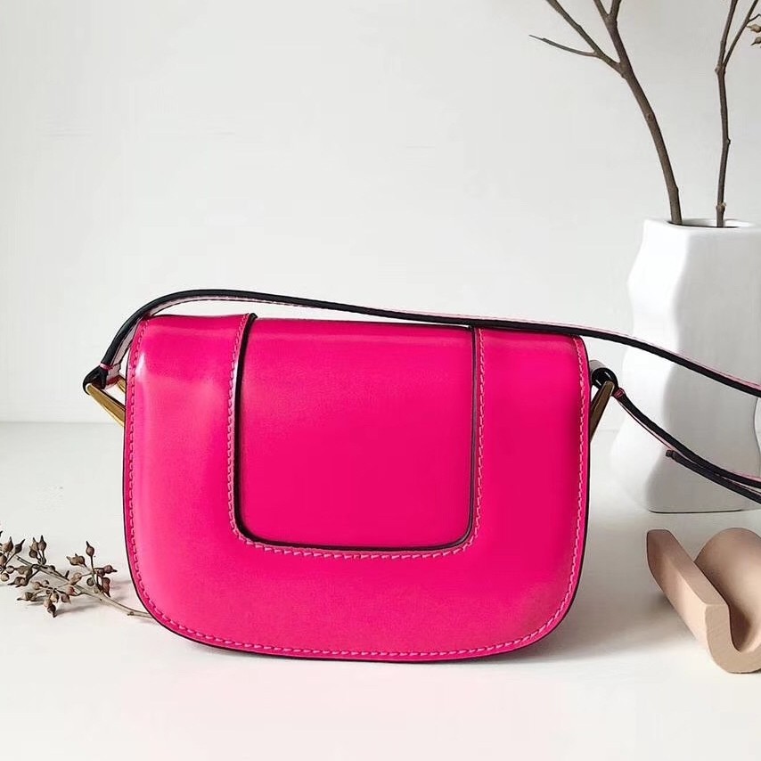 Va1e*ntin0 small s*pervee crossbody bag in azalea leather