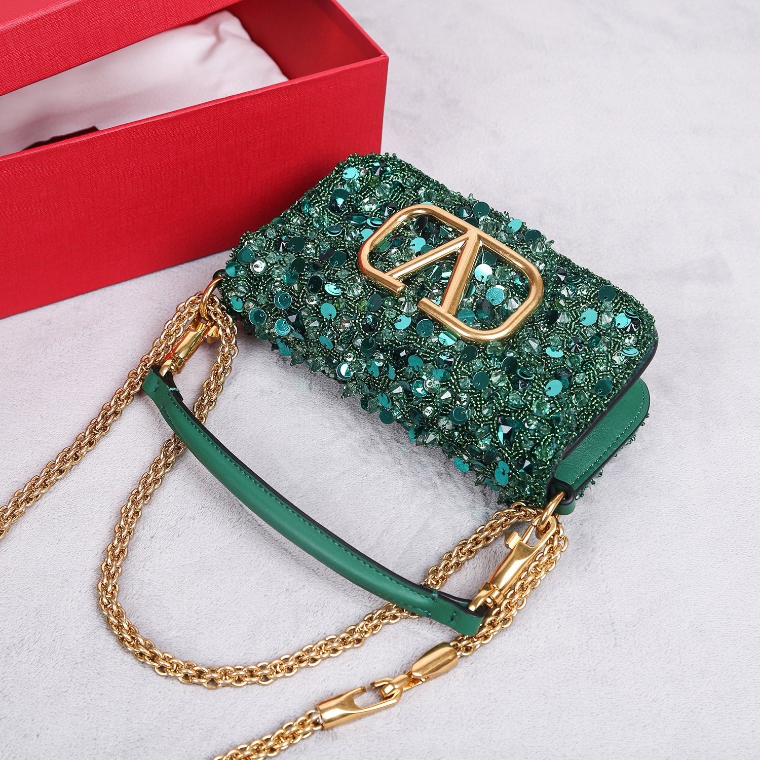 Va1e*ntin0 small loco shoulder bag with green 3d-effect embroidery