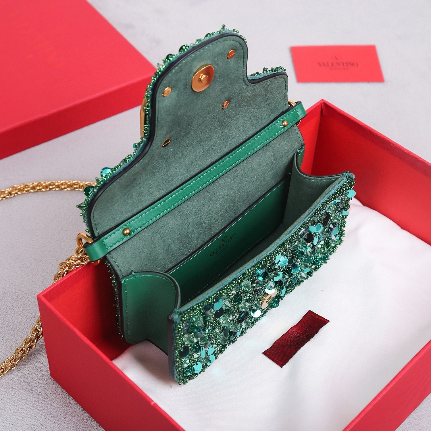 Va1e*ntin0 small loco shoulder bag with green 3d-effect embroidery
