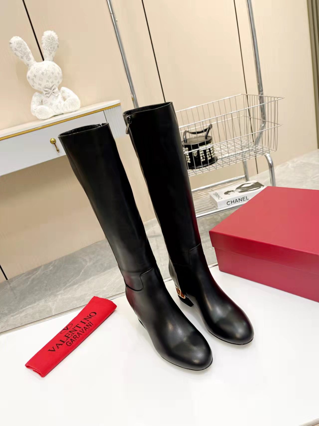 Va1e*ntin0 heritage boots 60mm in black calfskin leather
