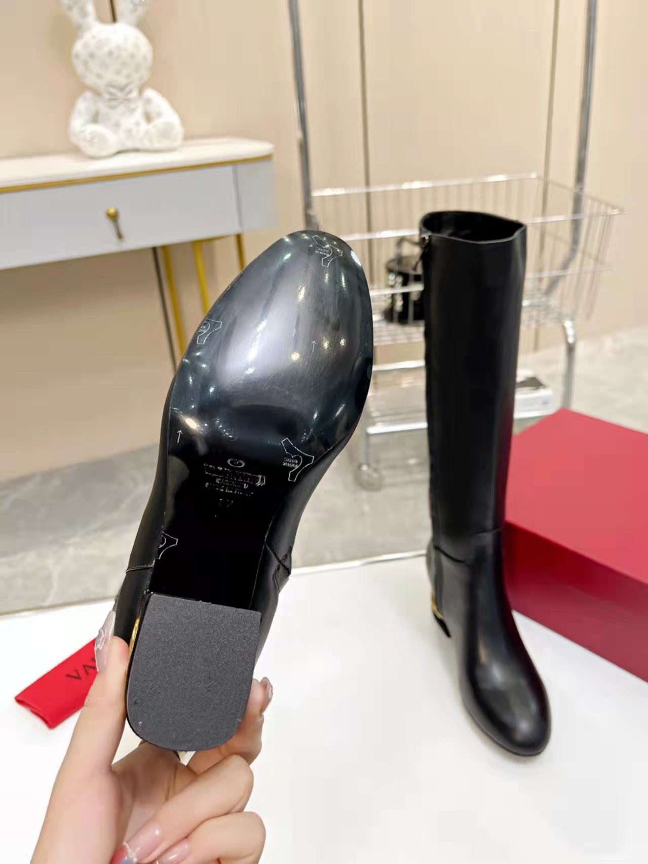 Va1e*ntin0 heritage boots 60mm in black calfskin leather