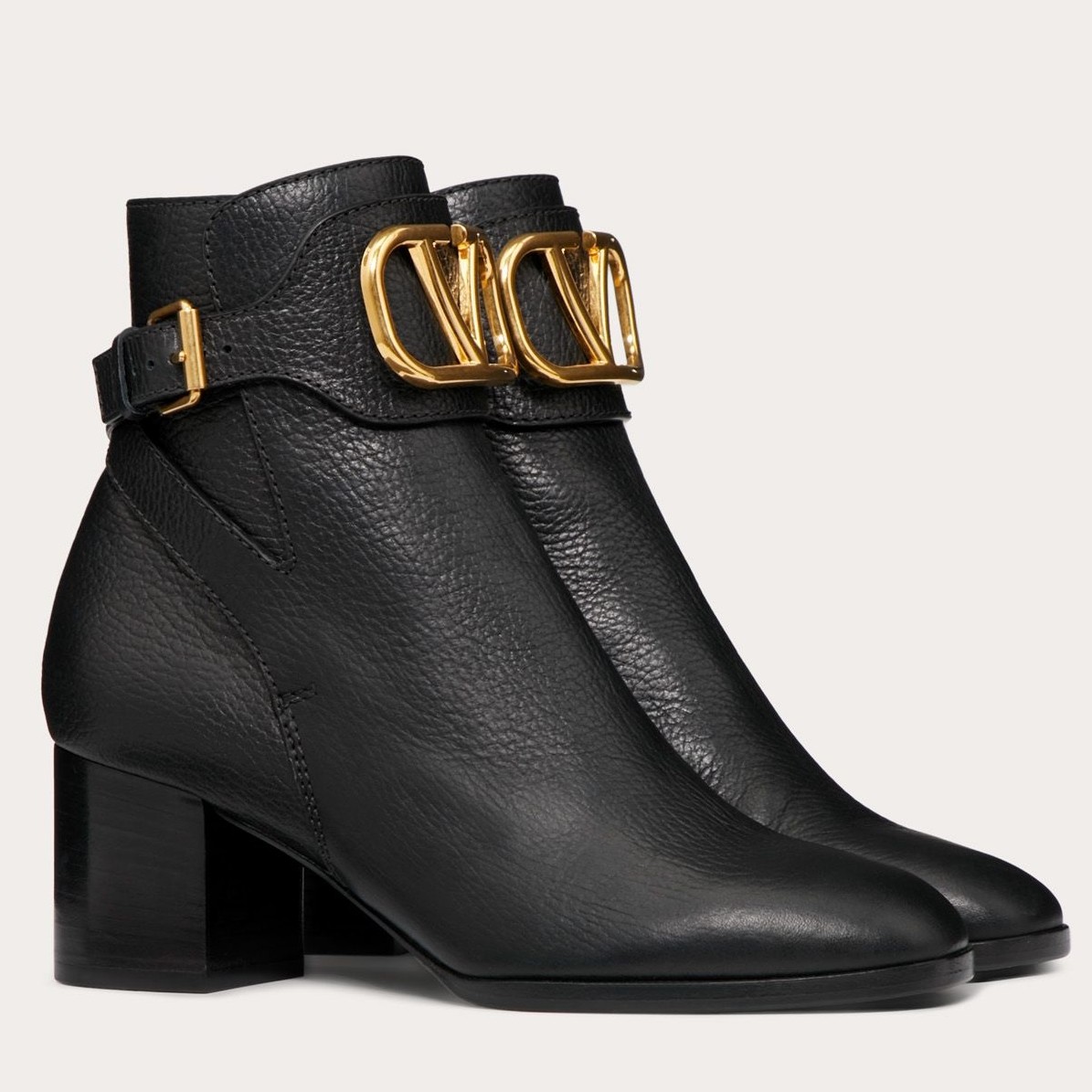 Va1e*ntin0 vlogo ankle boot 60mm in black grained leather
