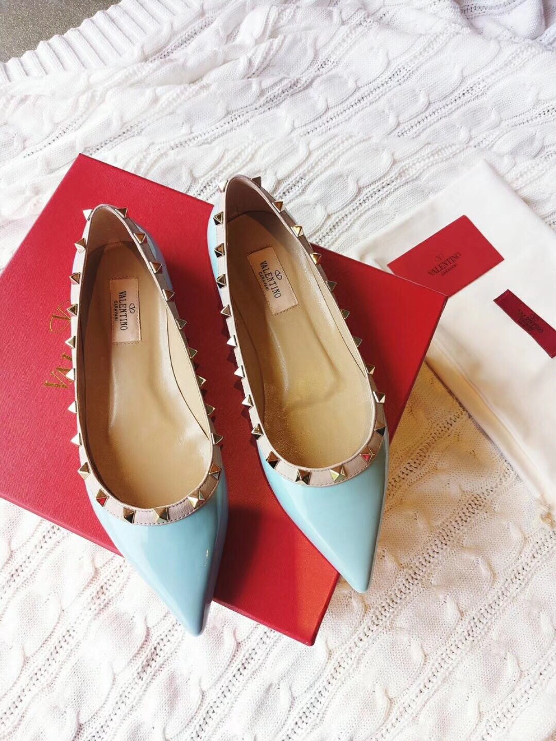 Va1e*ntin0 rockstud ballet flats in light blue patent leather