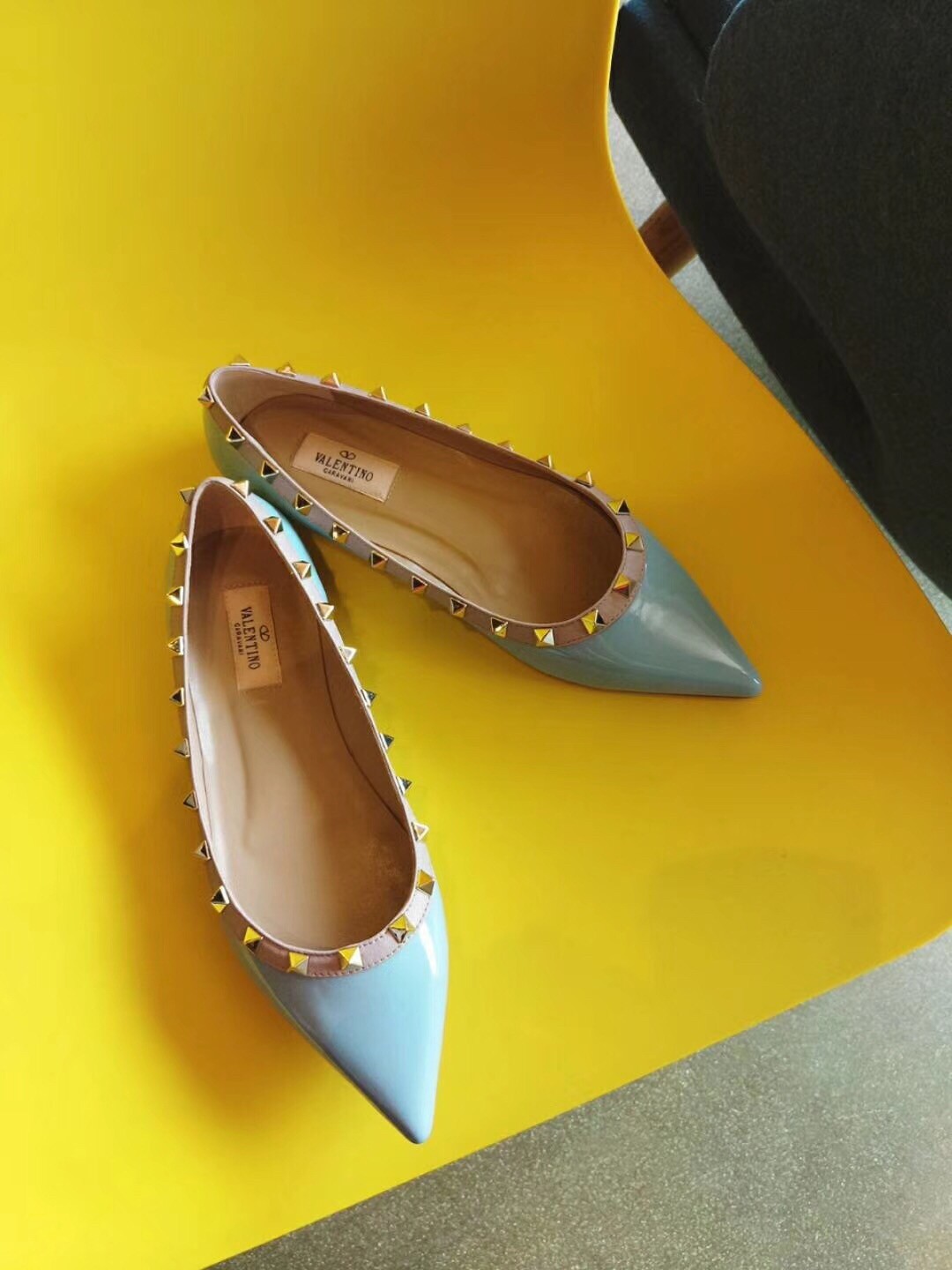 Va1e*ntin0 rockstud ballet flats in light blue patent leather