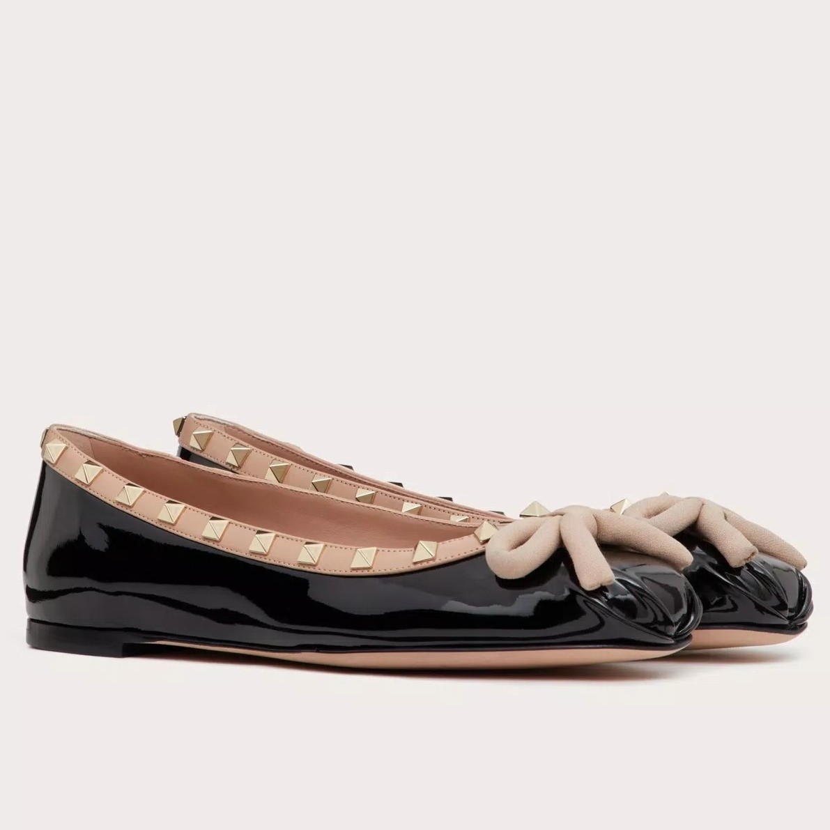 Va1e*ntin0 garavani rockstud ballerina in black patent leather