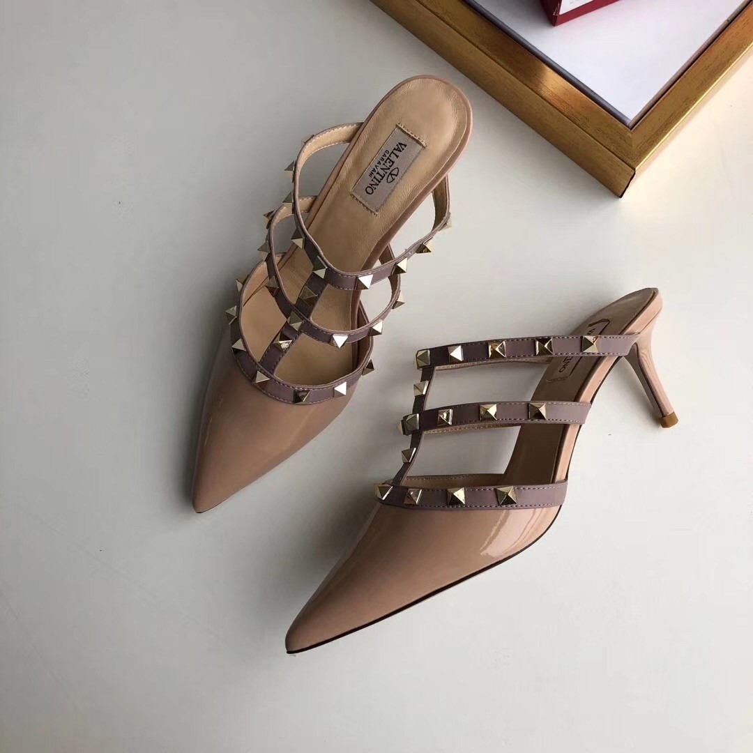 Va1e*ntin0 rockstud mules 50mm in nude patent leather